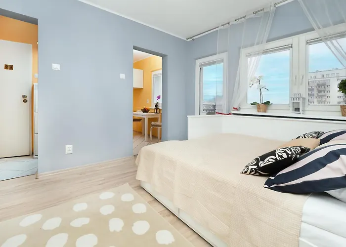 Blue Z Balkonem By Renters Lejlighed